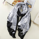 2018 luxury brand Women Silk scarf Beach Shawl and Echarpe Luxurious Wrap Designer scarves Plus Size female beach stole bandana